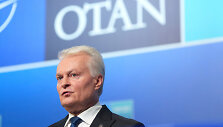 Prezidentas Gitanas Nausėda NATO vir&scaron;ūnių susitikime Ankaroje / Alastair Grant / via REUTERS