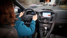 &bdquo;Ford&ldquo; pristatė sistemą SYNC3