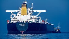 Tanklaivis / Stefan Sauer / dpa/picture-alliance