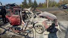 Žurnalistų automobilis po drono smūgio
