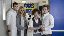 Kellanas Lutzas, Nikki Reed, Ashley Greene ir Jacksonas Rathbone'as filme &bdquo;Saulėlydis&ldquo; (2008 m.)
