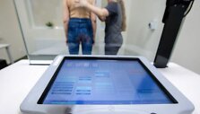 Mamografijos tyrimas padeda nustatyti ankstyvą krūties vėžį.