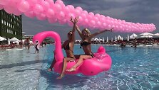 Natalija Bunkė ir Justina Stambrauskaitė