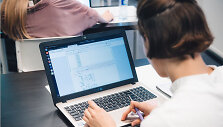 Finansinė pagalba persikvalifikuojant į IT