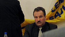 Vytautas Laurinaitis pakeitė vėliavą ir gavo mero postą