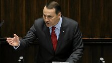 Radoslawas Sikorskis / Sławomir Kaminski / Agencja Wyborcza.pl via REUTERS
