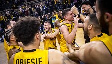 Atėnų AEK triumfas