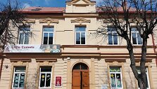 Vilniečių vaikus gyvenimui privačiame darželyje ruo&scaron;ia britų pedagogai