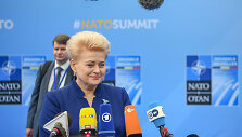 Dalia Grybauskaitė dalyvauja NATO vir&scaron;ūnių susitikime Briuselyje