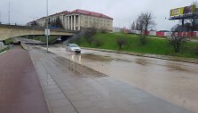 Vilnius, patvinusi Upės gatvė