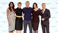Naomie Harris, Lea Seydoux, Danielis Craigas, Monica Bellucci ir Christophas Waltzas