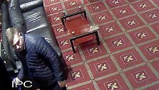 Kauno policija ai&scaron;kinasi, kad nusprendė pasilikti sau svetimą piniginę