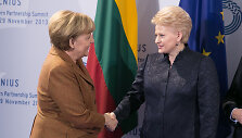 3-iasis Rytų partnerystės vir&scaron;ūnių susitikimas &bdquo;Litexpo&ldquo; parodų rūmuose Vilniuje. Vokietijos kanclerė Angela Merkel.
