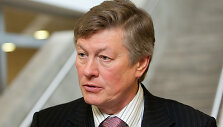Artūras Paulauskas