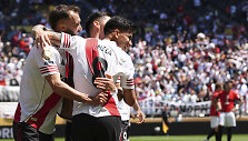 Buenos Airių &bdquo;River Plate&ldquo; &scaron;venčia įvartį