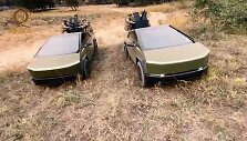 Ramzanas Kadyrovas tvirtina į karą Ukrainoje pasiuntęs du pikapus &bdquo;Tesla Cybertruck&ldquo;
