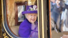 Karalienė Elizabeth II