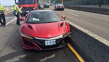 &bdquo;Honda NSX&ldquo; avarija
