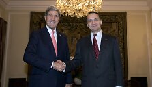 JAV valstybės sekretorius Johnas Kerry pirmadienį atvyko į Lenkiją.