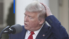 Donaldas Trumpas ir jo karantino &scaron;ukuosena