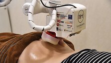 Singapūre masažą atlieka robotė-masažuotoja