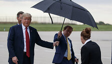 Donaldas Trumpas ir Jordanas Karemas