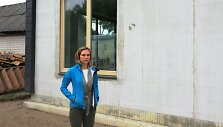 Senelių palikimą perėmusi A.Stančikienė su &scaron;eima Melnragėje gavę leidimą pradėjo statyti namą, tačiau statybų inspekcija siekia panaikinti leidimą.