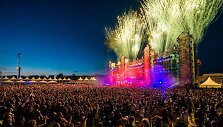 Festivalio &bdquo;Summerburst&ldquo; akimirka