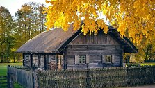 Kleboni&scaron;kių kaimas rudenį