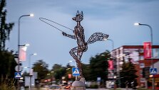 Algio Gri&scaron;kevičiaus skulptura Kai&scaron;iadoryse