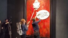 Pasityčiojo i&scaron; karaliaus Karolio: priklijavo animacinio personažo galvą