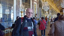 Česlovas &Scaron;imkevičius Versalio rūmuose kelionės Paryžiuje metu
