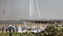 Protestuojantys palestiniečiai