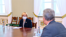 Gitanas Nausėda, Jurgita &Scaron;iugždinienė