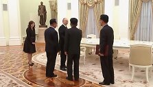Vladimiras Putinas susitinka su &Scaron;iaurės Korėjos delegacija
