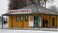 Prekybos alkoholiu ribojimai nepalietė ir maisto prekių parduotuvėlės prie Autobusų stoties darbo laiko