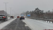 Lietuvos keliuose siaučia pūga: automagistralė Kaunas - Vilnius