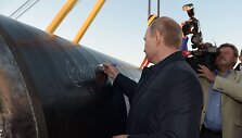 Vladimiras Putinas &bdquo;Sibiro jėgos&ldquo; statybos darbų atidarymo ceremonijoje