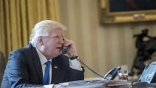 Donaldas Trumpas kalbasi su Vladimiru Putinu