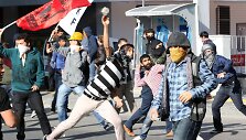 Turkijoje kurdus palaikantys demonstrantai susirėmė su policija