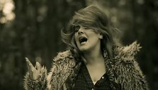 Adele vaizdo klipe &bdquo;Hello&ldquo;
