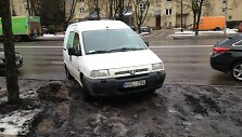 Sunaikinta žalioji zona Kauno Savanorių prospekte
