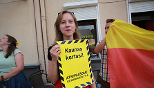 Kauniečiai protestavo prie&scaron; medžių pjovimą mieste