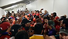 Be bilietų į stadioną patekę Čilės futbolo sirgaliai