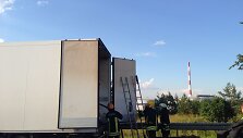 Vilniuje degė anglis gabenęs sunkvežimis.