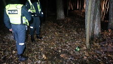 Ie&scaron;kant dingusios merginos rastas sprogmuo