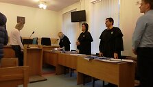 Internetu kvai&scaron;alus užsisakę jaunuoliai atsidūrė teisme.