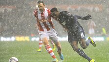 &bdquo;Stocke City&ldquo; ir &bdquo;Manchester United&ldquo; komandų mačas vyko ne itin palankiomis oro sąlygomis