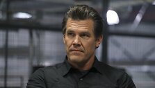Joshas Brolinas trileryje &bdquo;Sicario: karteliniai karai&ldquo;