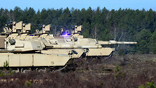 Karinės pratybos su JAV kariuomenės tankais &bdquo;Abrams&ldquo;